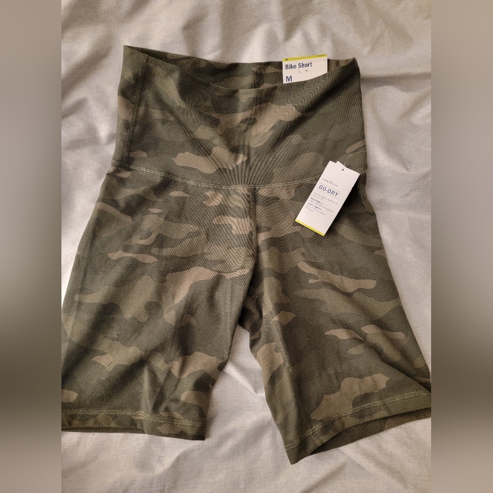 Old navy camouflage biker shorts